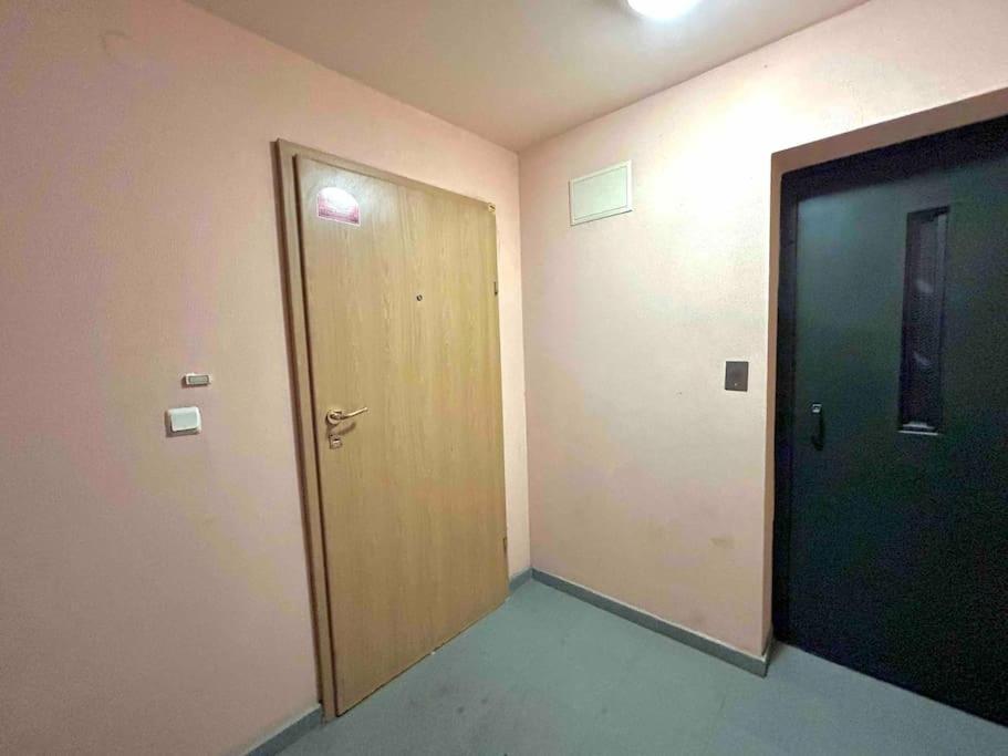 By The Sea Apartment Варна Екстериор снимка