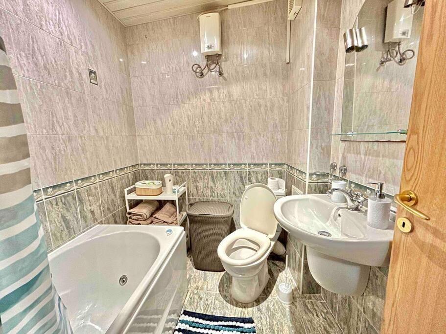 By The Sea Apartment Варна Екстериор снимка